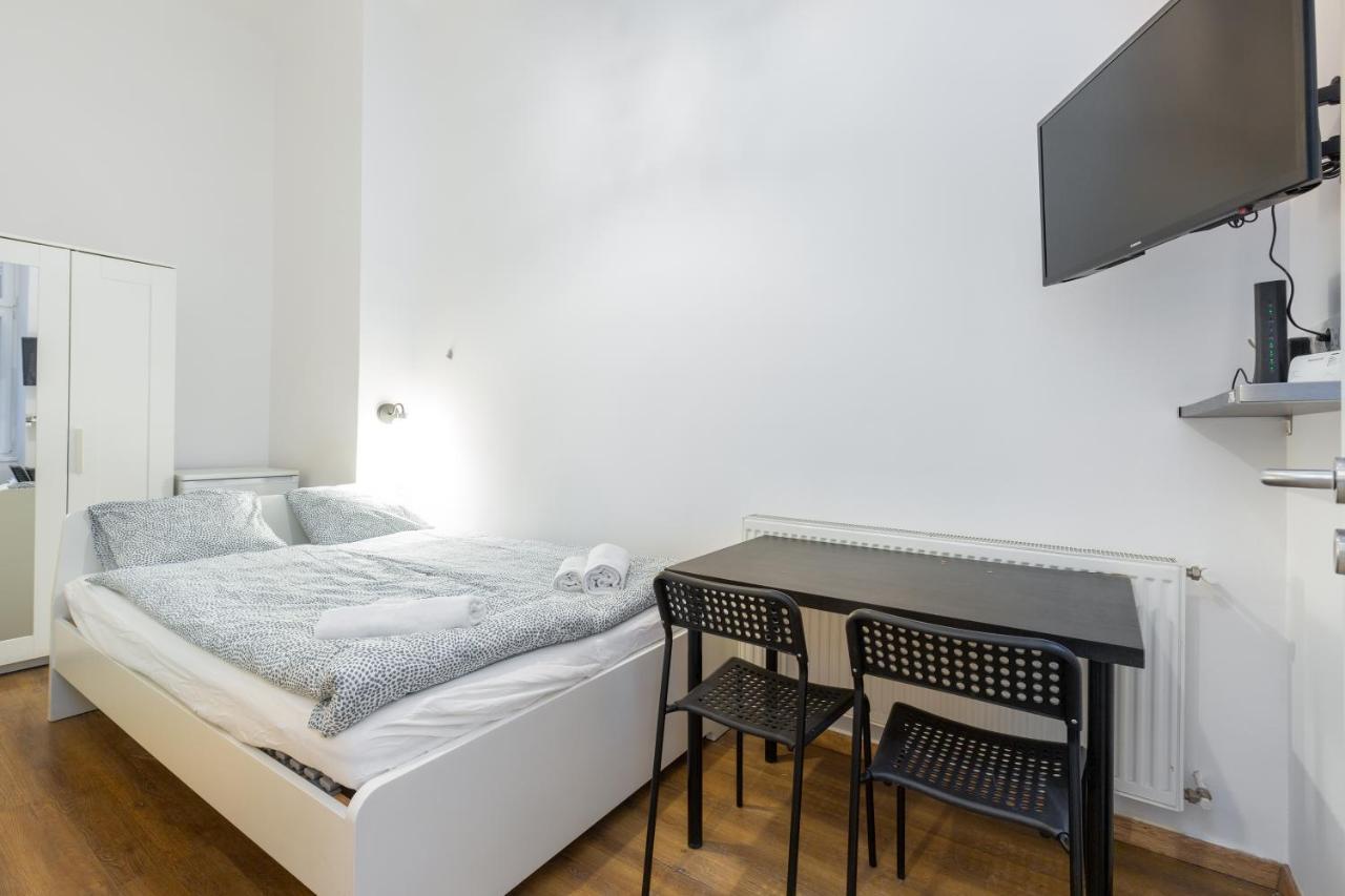 Nepszinhaz 16 Tiny Studios Budapest Esterno foto